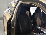  Peugeot  2008 PEUGEOT  / 2019 / 5P / CROSSOVER BLUEHDI 130 EAT8 ALLURE S/S AUT. #13