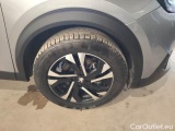  Peugeot  2008 PEUGEOT  / 2019 / 5P / CROSSOVER BLUEHDI 130 EAT8 ALLURE S/S AUT. #17
