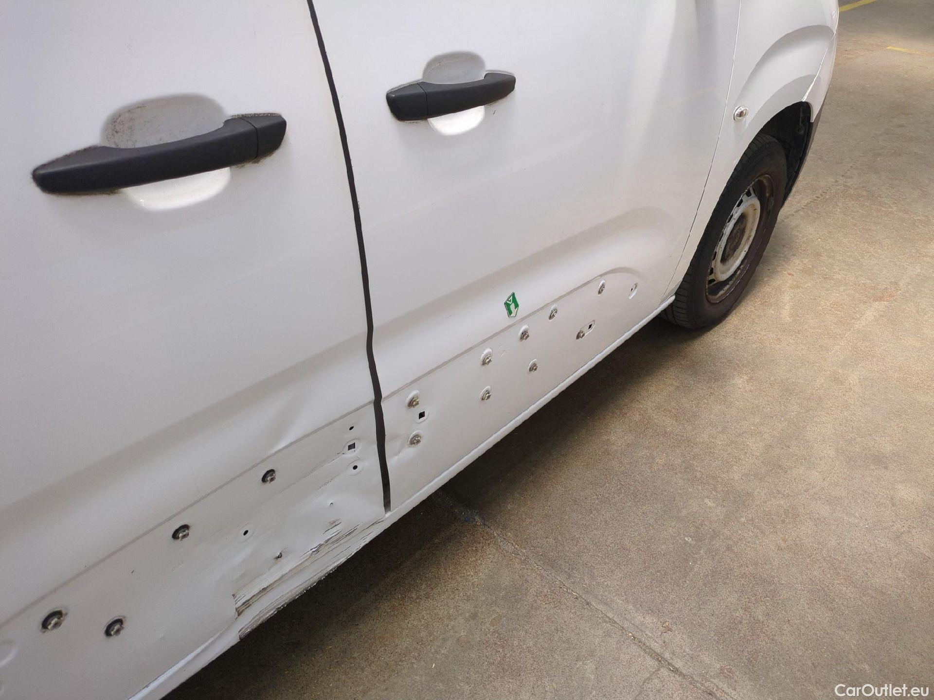  Citroen  Berlingo  Fourgon Club M 650 1.5 BlueHDi 100CV BVM6 E6d #28
