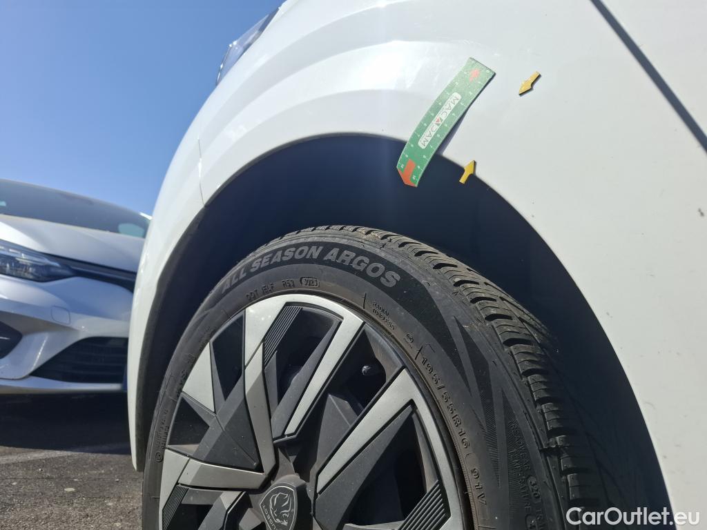  Peugeot  208  Active 1.2 PureTech 100CV BVM6 E6d #21