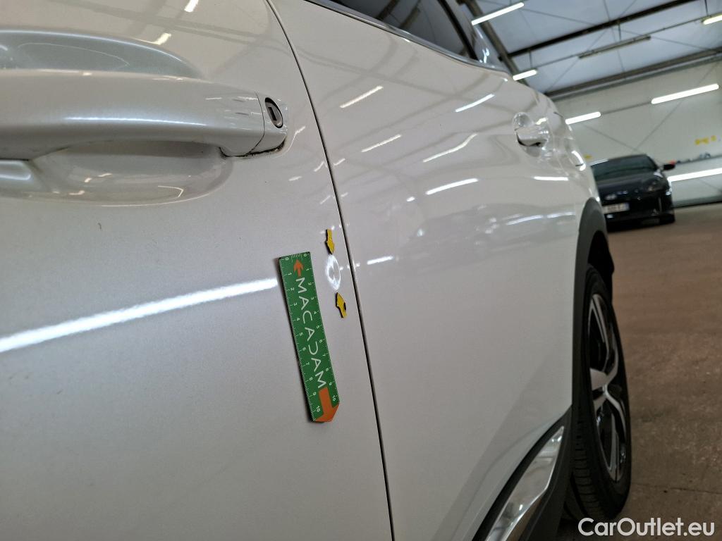  Peugeot  3008 PEUGEOT  / 2020 / 5P / SUV 1.6 HYBRID 225 E-EAT8 GT #13