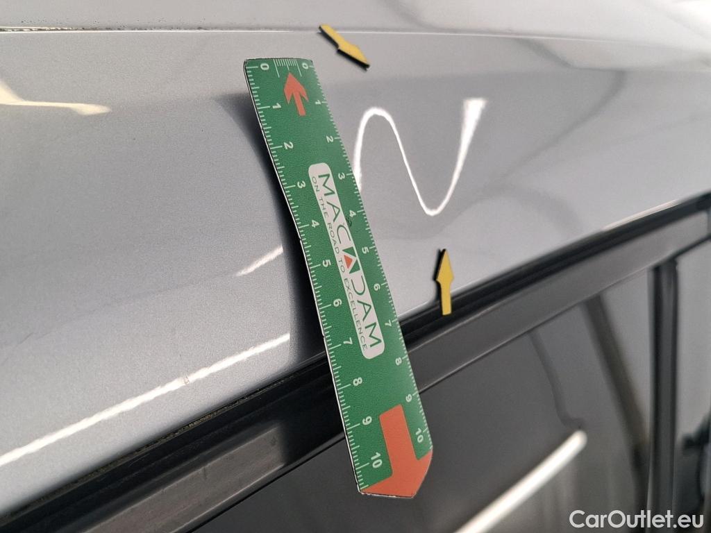  Renault  Captur RENAULT   2019  5P  SUV Intens ETech hybride recharg 160 21 #37