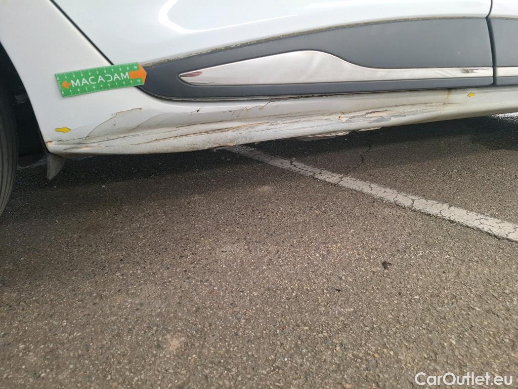 Renault  Clio  IV Business 0.9 TCe 90CV BVM5 E6 #3