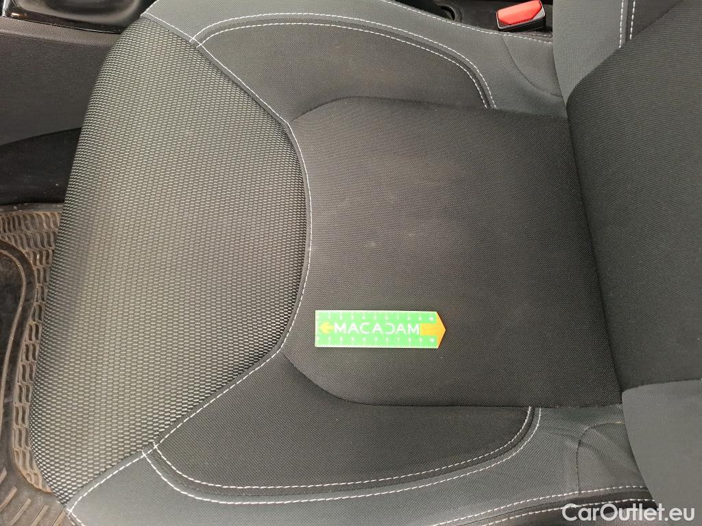  Renault  Clio  IV Business 0.9 TCe 90CV BVM5 E6 #29