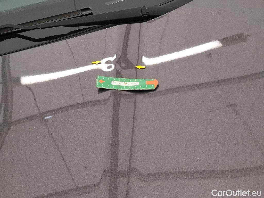  Ford  Kuga FORD  / 2019 / 5P / SUV 2.5 Dur 225 hybrid PHEV Pshift Titanium #2