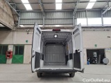  Peugeot  Boxer PEUGEOT  / 2023 / 4P / FURGONE 2.2 BLUEHDI 120 SeS 330 L2H2 #5