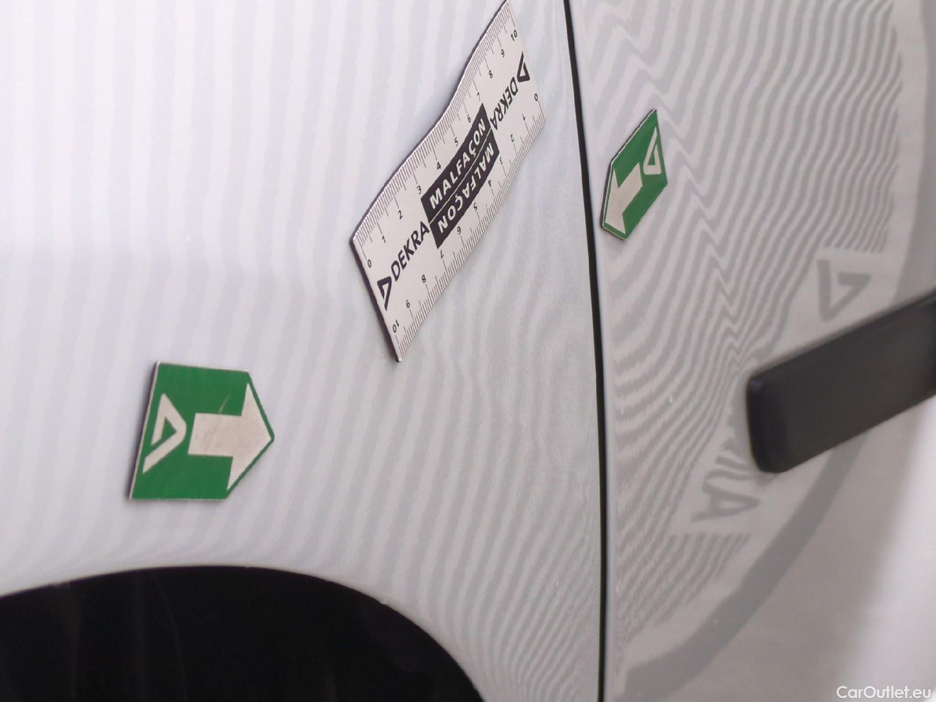  Renault  Kangoo RENAULT  Express / 2013 / 3P / Fourgonnette Electric Gd Confort Achat Integral - 19 #7