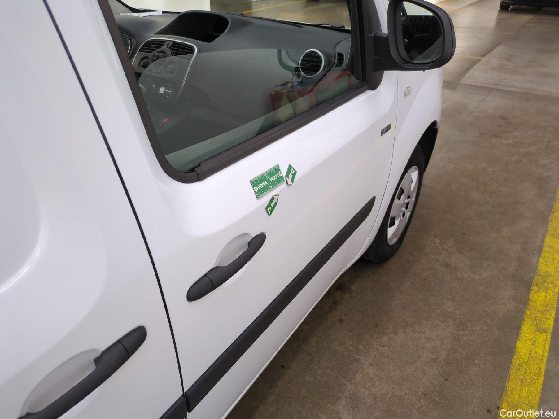  Renault  Kangoo RENAULT  Express / 2013 / 3P / Fourgonnette Electric Gd Confort Achat Integral - 19 #12
