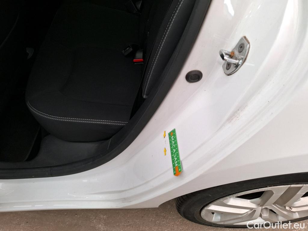  Renault  Clio  IV Business 0.9 TCe 90CV BVM5 E6 #6