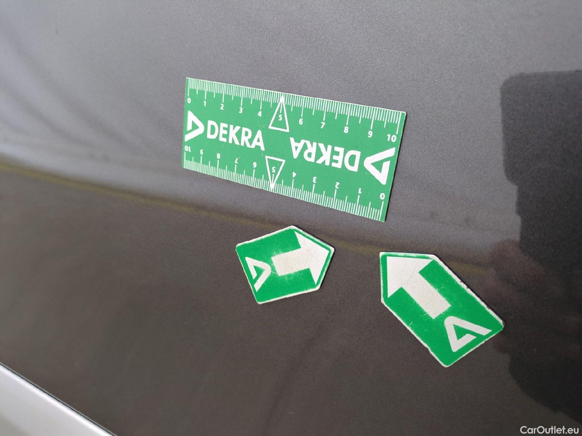  Peugeot  2008  Allure Pack 1.2 PureTech 100CV BVM6 E6d #12