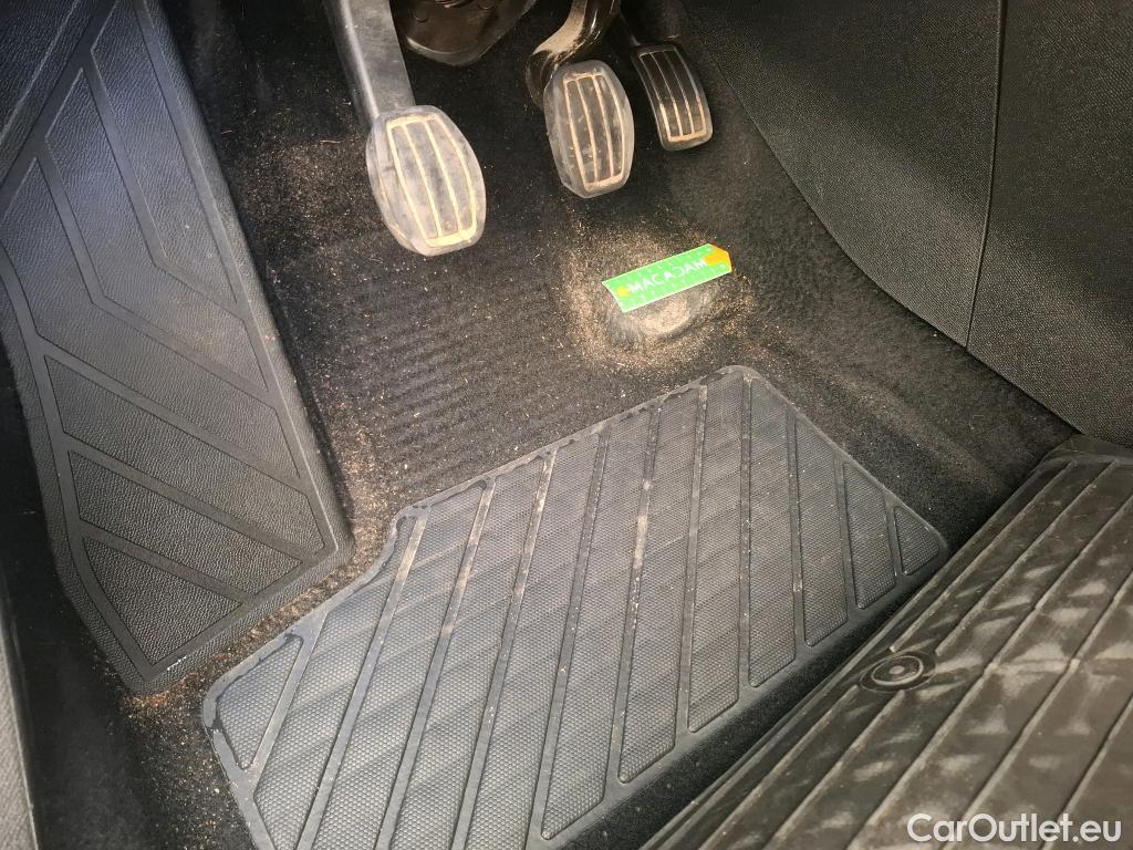  Citroen  C5 Aircross CITROEN  / 2022 / 5P / SUV BlueHDi 130 S&S BVM6 Feel #13