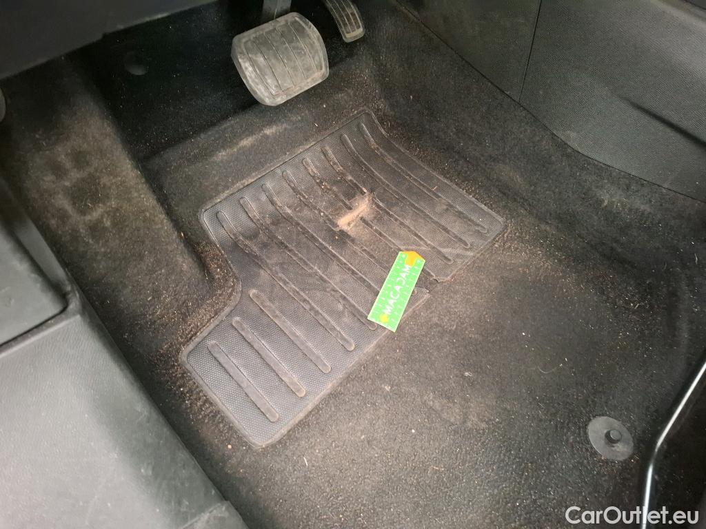  Citroen  C4  X Feel Pack 1.2 PureTech 130CV BVA8 6E #5