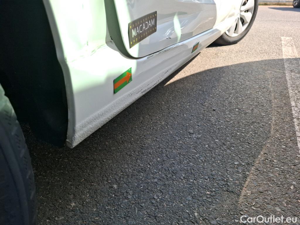  Citroen  C3  Live 1.2 PureTech 70CV BVM5 E6dT #4