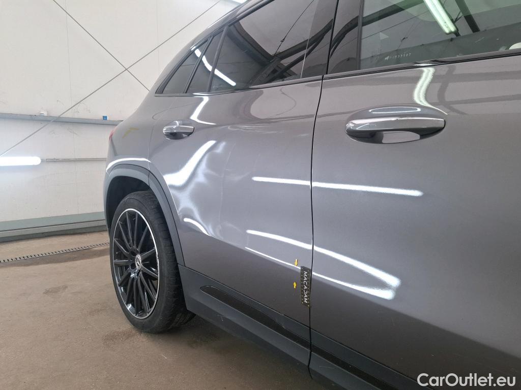  Mercedes  GLA MERCEDES-BENZ  / 2020 / 5P / SUV  220D AMG LINE 4MATIC DCT #56