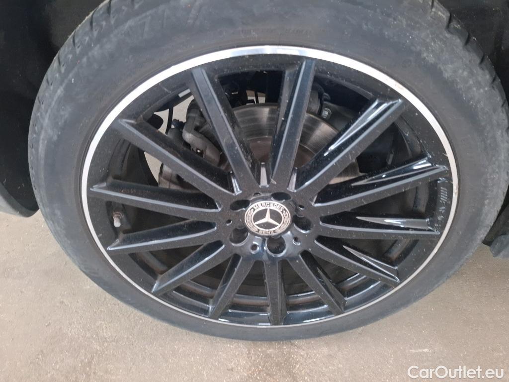  Mercedes  GLA MERCEDES-BENZ  / 2020 / 5P / SUV  220D AMG LINE 4MATIC DCT #49