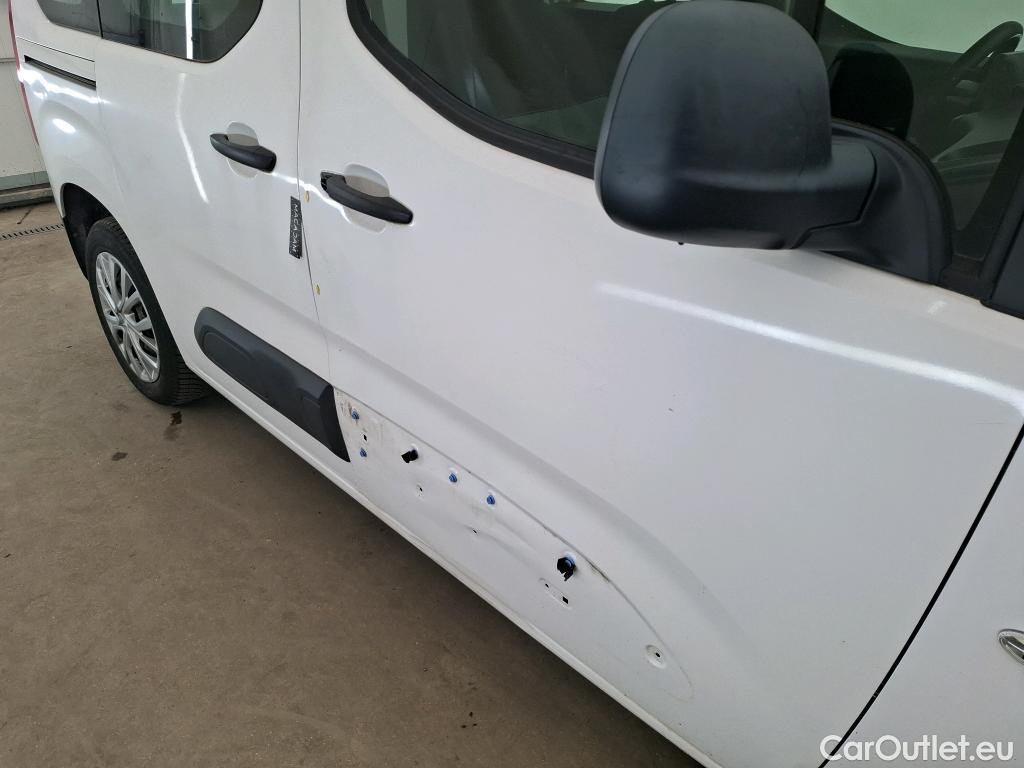  Citroen  Berlingo  Live M 1.2 PureTech 110CV BVM6 E6dT #1