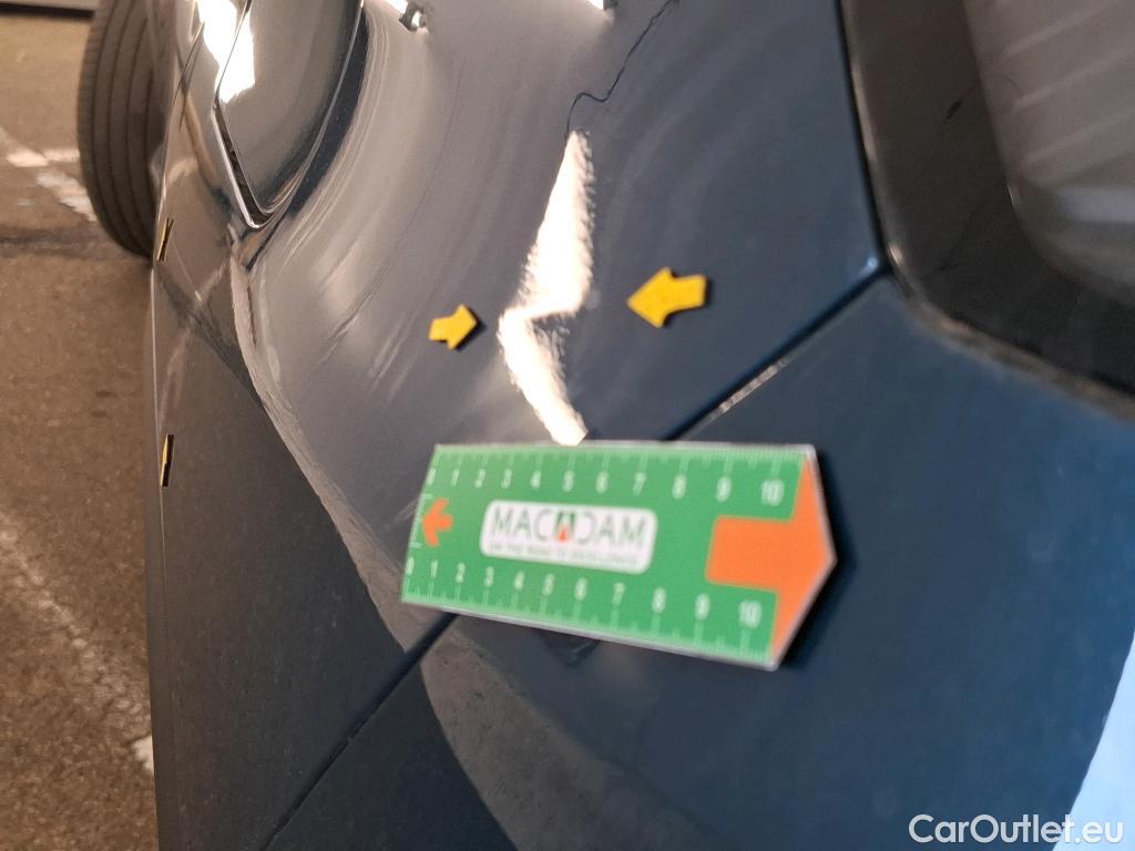  Peugeot  3008 PEUGEOT  / 2020 / 5P / SUV 1.6 HYBRID 225 E-EAT8 Allure Pack #8