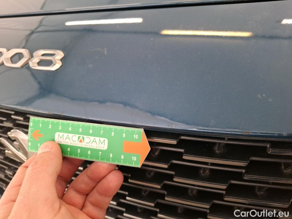  Peugeot  3008 PEUGEOT  / 2020 / 5P / SUV 1.6 HYBRID 225 E-EAT8 Allure Pack #2