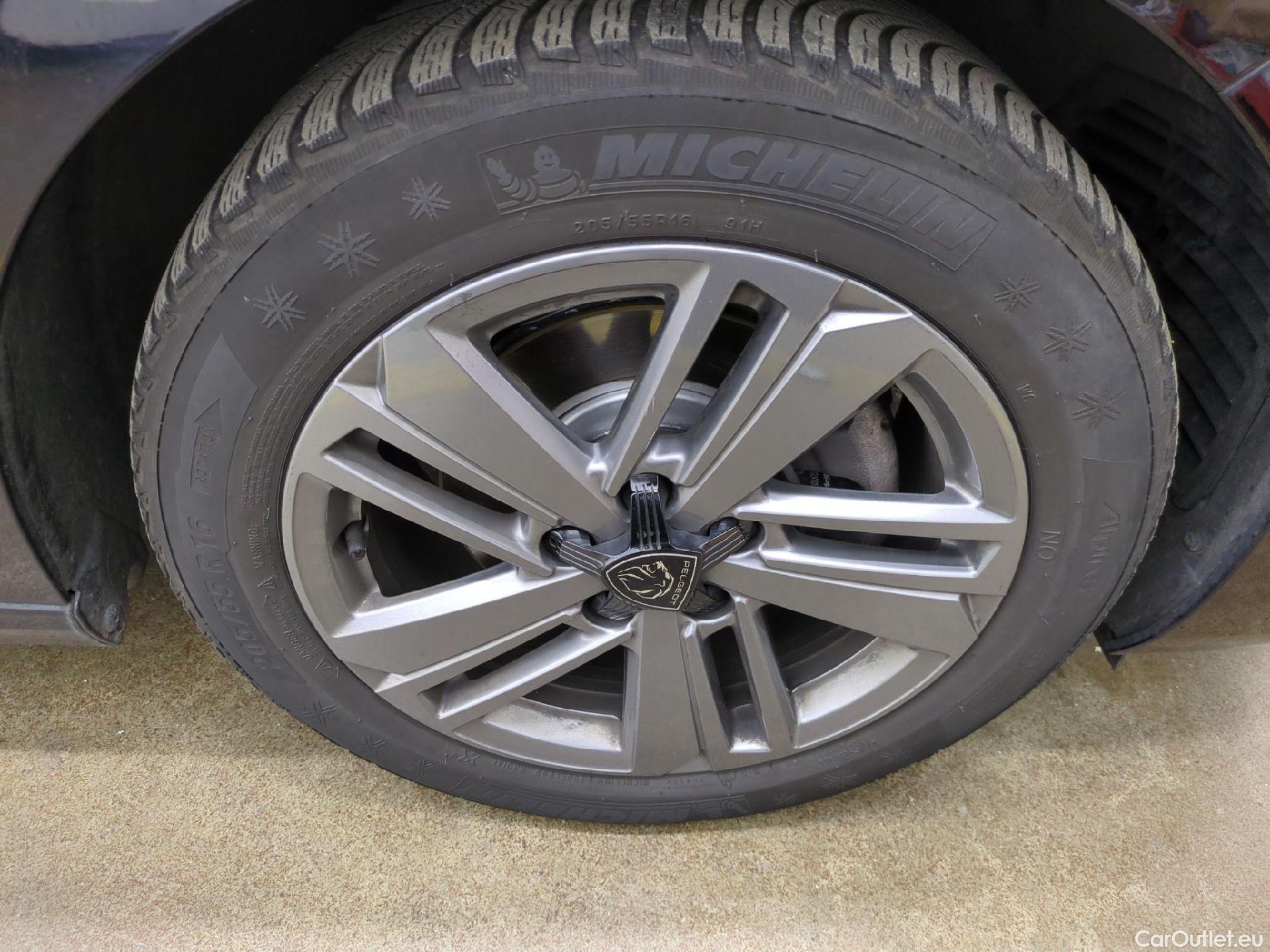  Peugeot  308  Active Pack 1.2 PureTech 130CV BVA8 E6d #7