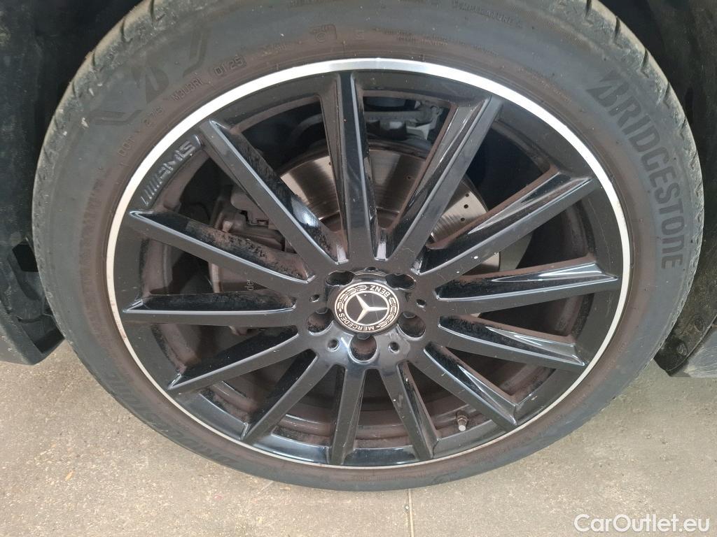  Mercedes  GLA MERCEDES-BENZ  / 2020 / 5P / SUV  220D AMG LINE 4MATIC DCT #22