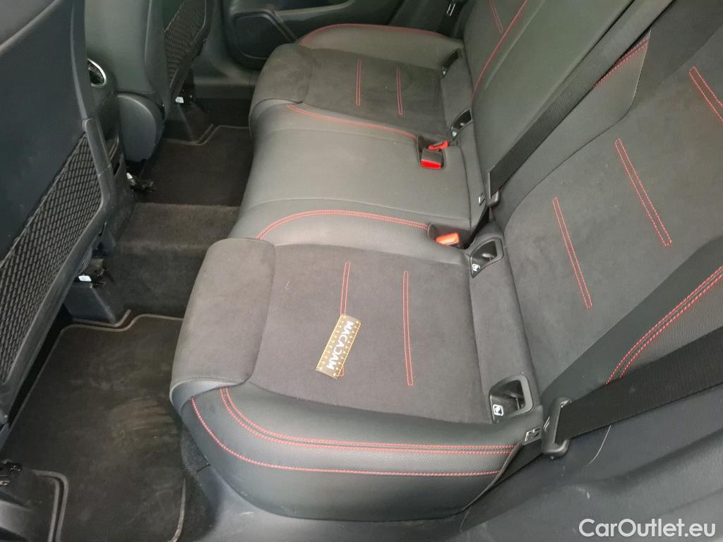  Mercedes  GLA MERCEDES-BENZ  / 2020 / 5P / SUV  220D AMG LINE 4MATIC DCT #63