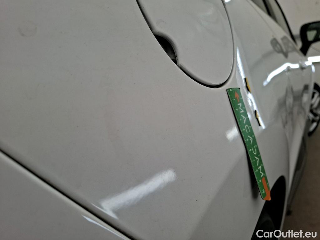  Renault  Clio  IV Business 0.9 TCe 90CV BVM5 E6 #11