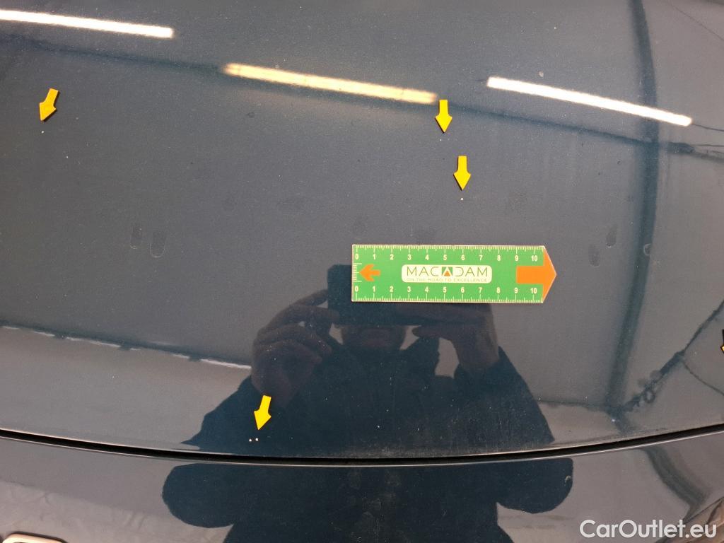  Peugeot  3008 PEUGEOT  / 2020 / 5P / SUV 1.6 HYBRID 225 E-EAT8 Allure Pack #15