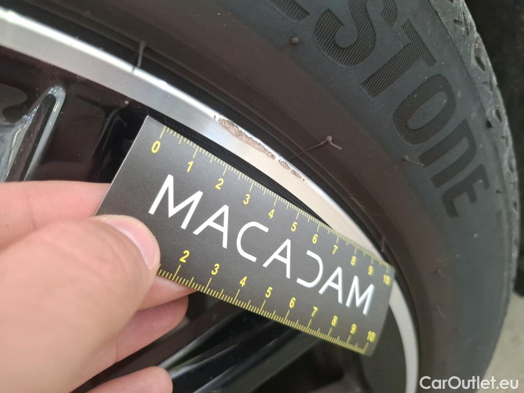 Mercedes  GLA MERCEDES-BENZ  / 2020 / 5P / SUV  220D AMG LINE 4MATIC DCT #27