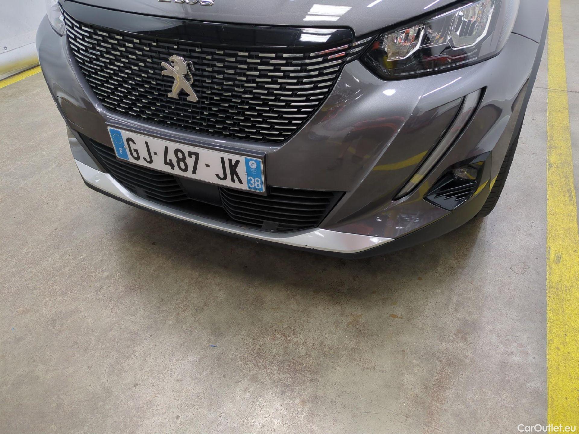  Peugeot  2008  Allure Pack 1.2 PureTech 100CV BVM6 E6d #6
