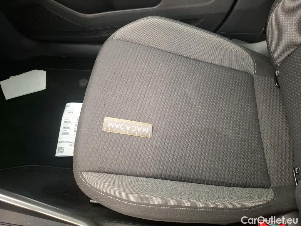  Volkswagen  Taigo  Life Business 1.0 TSI 110CV BVM6 E6d #11