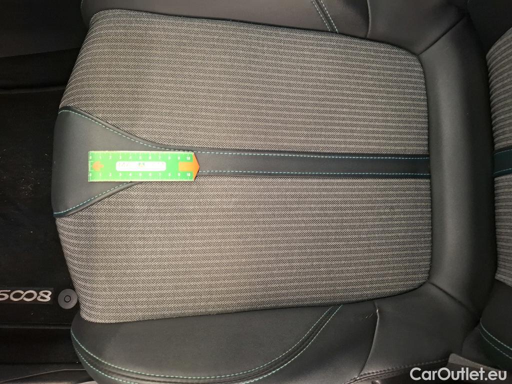  Peugeot  5008  Allure Pack 1.2 PureTech 130CV BVA8 7 Sieges E6d #19