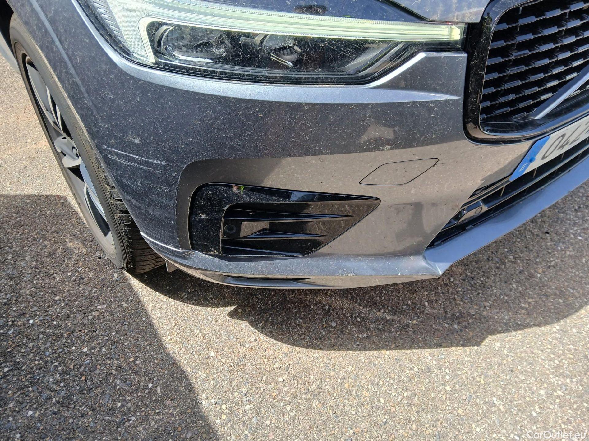  Volvo  XC60 VOLVO  / 2017 / 5P / todoterreno 2.0 B4 D AWD R-Design Auto #6