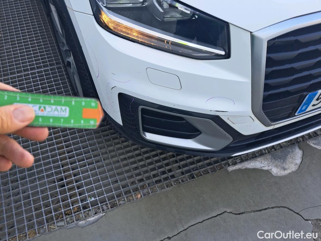  Audi  Q2 AUDI  / 2016 / 5P / todoterreno Design 30 TDI 85kW (116CV) #51