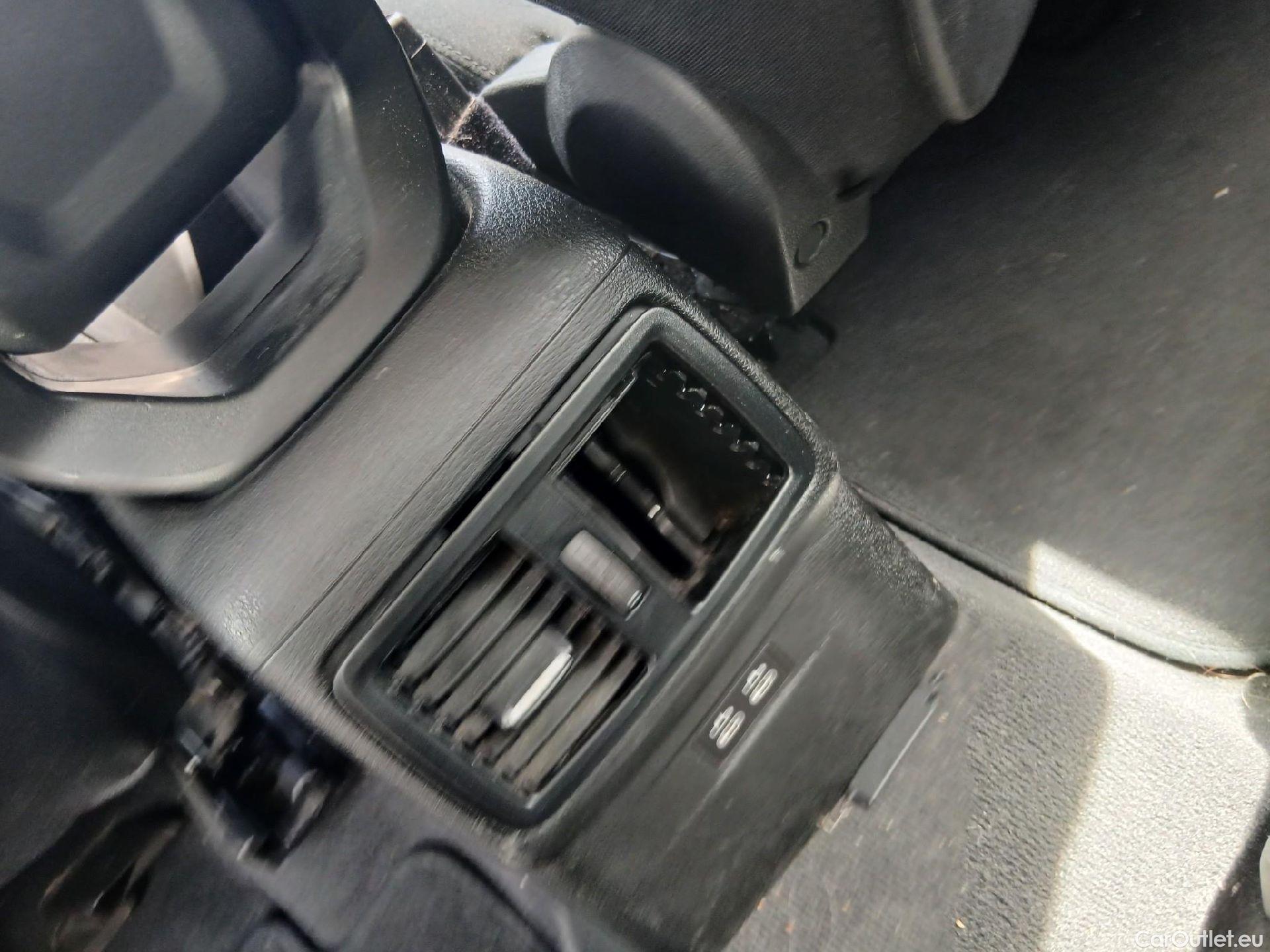  Bmw  X1 BMW  / 2019 / 5P / todoterreno sDrive16d #16