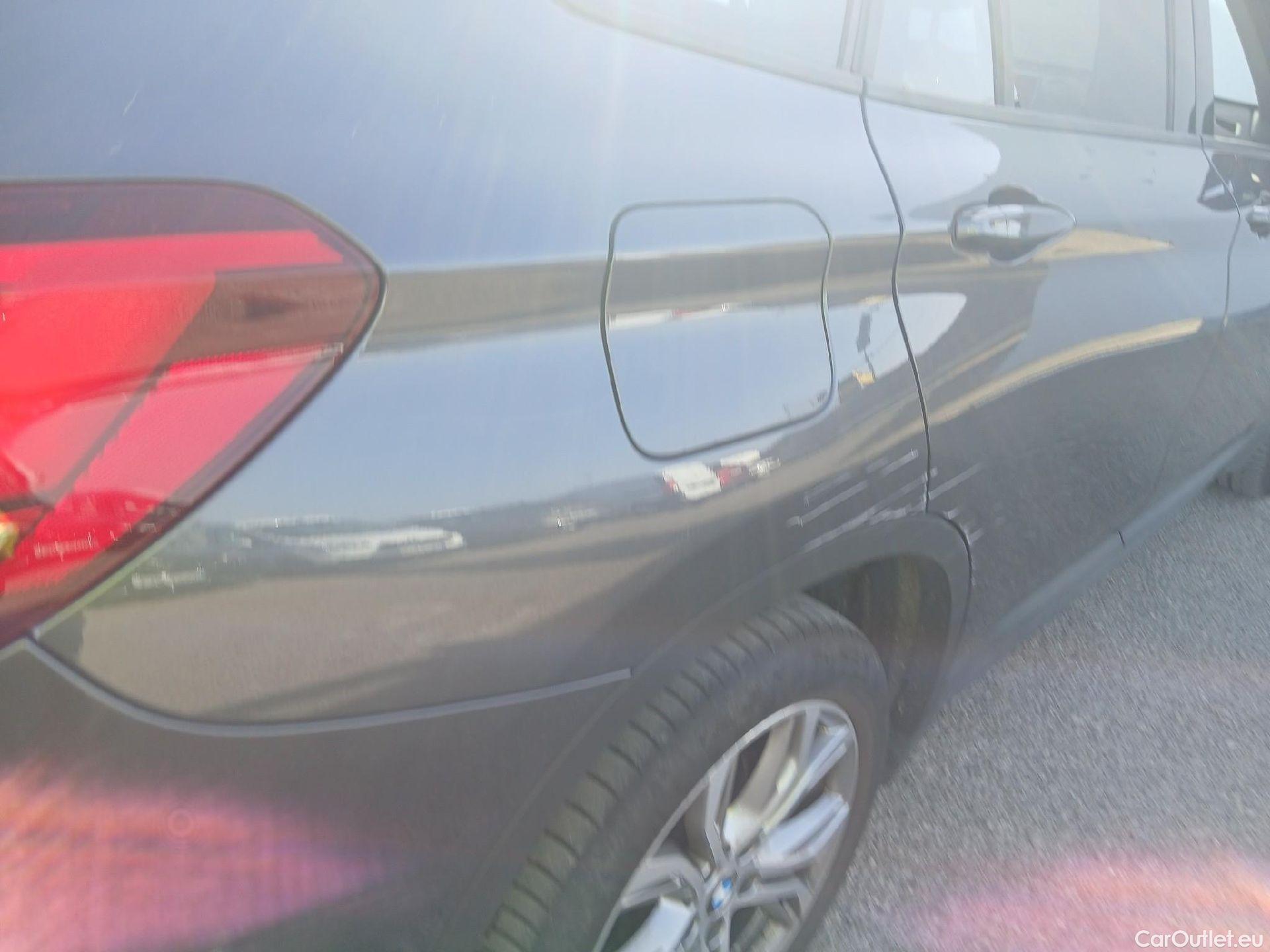  Bmw  X1 BMW  sDrive18iA #20