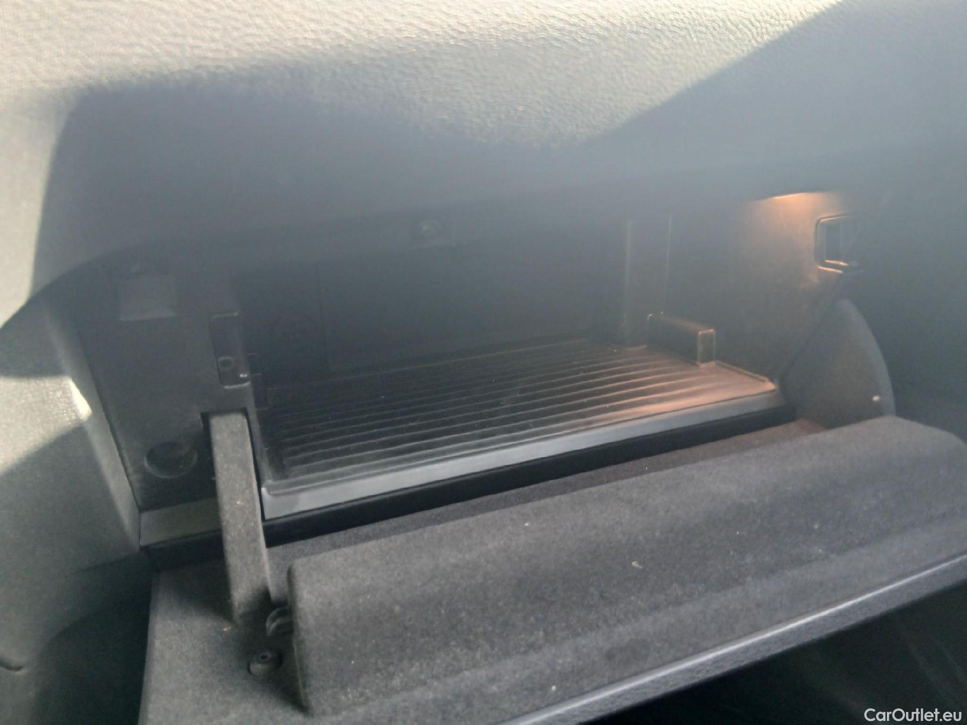  Bmw  X1 BMW  / 2019 / 5P / todoterreno sDrive18dA Corporate #2