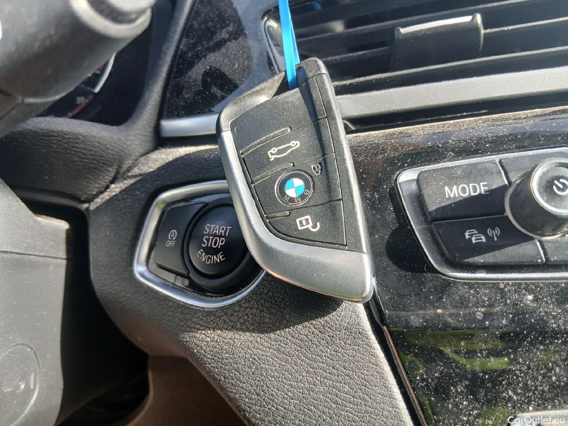  Bmw  X1 BMW  / 2019 / 5P / todoterreno sDrive18dA Corporate #1