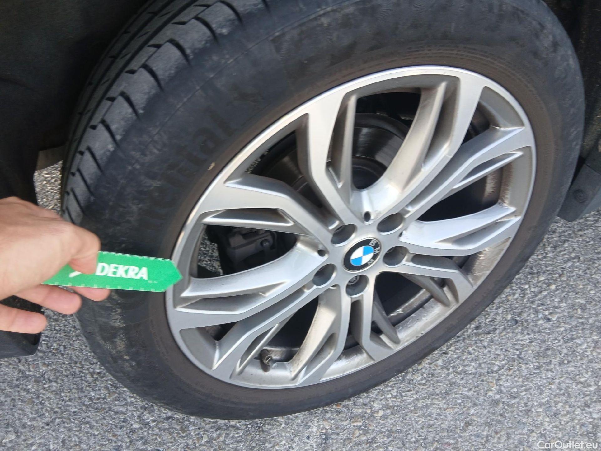  Bmw  X1 BMW  sDrive18iA #21