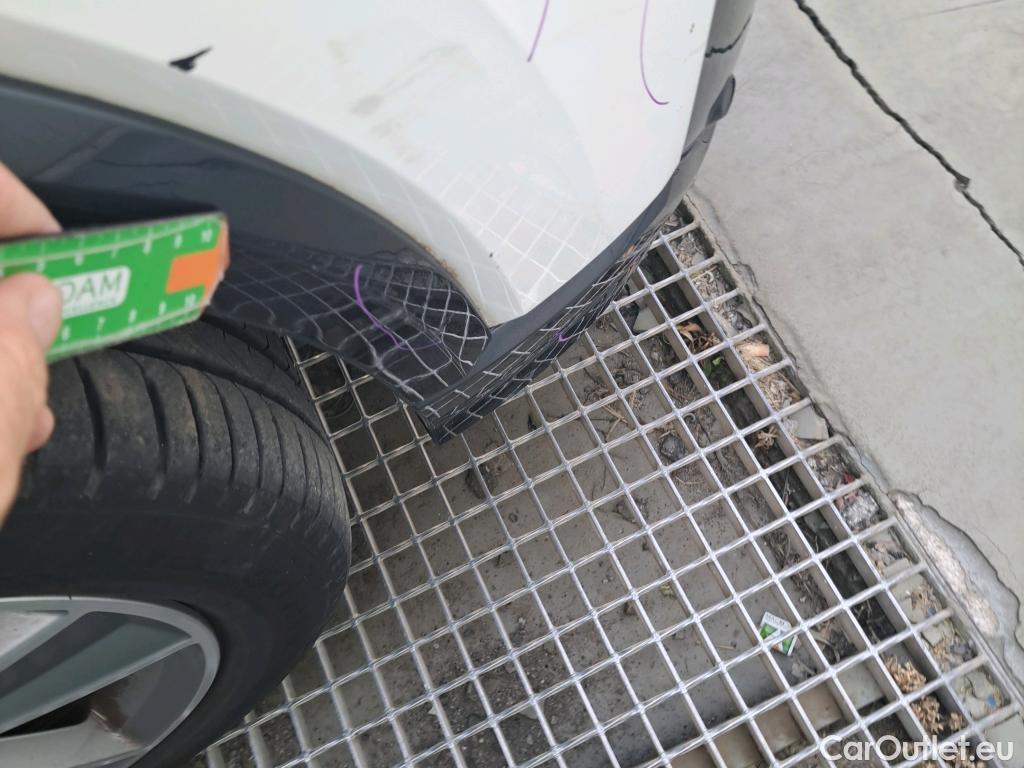  Audi  Q2 AUDI  / 2016 / 5P / todoterreno Design 30 TDI 85kW (116CV) #61
