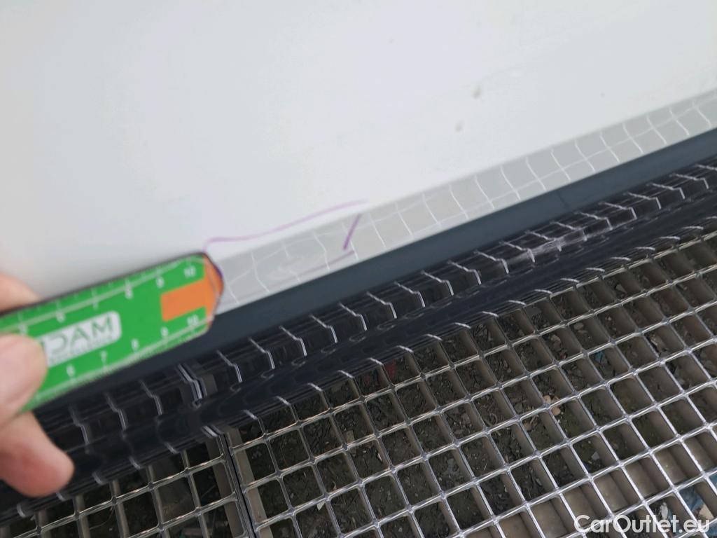  Audi  Q2 AUDI  / 2016 / 5P / todoterreno Design 30 TDI 85kW (116CV) #46