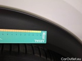  Peugeot  2008 PEUGEOT  / 2019 / 5P / CROSSOVER BLUEHDI 110 ALLURE S/S #104
