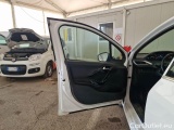  Peugeot  208 PEUGEOT  / 2015 / 5P / BERLINA ALLURE BLUEHDI 75CV #86