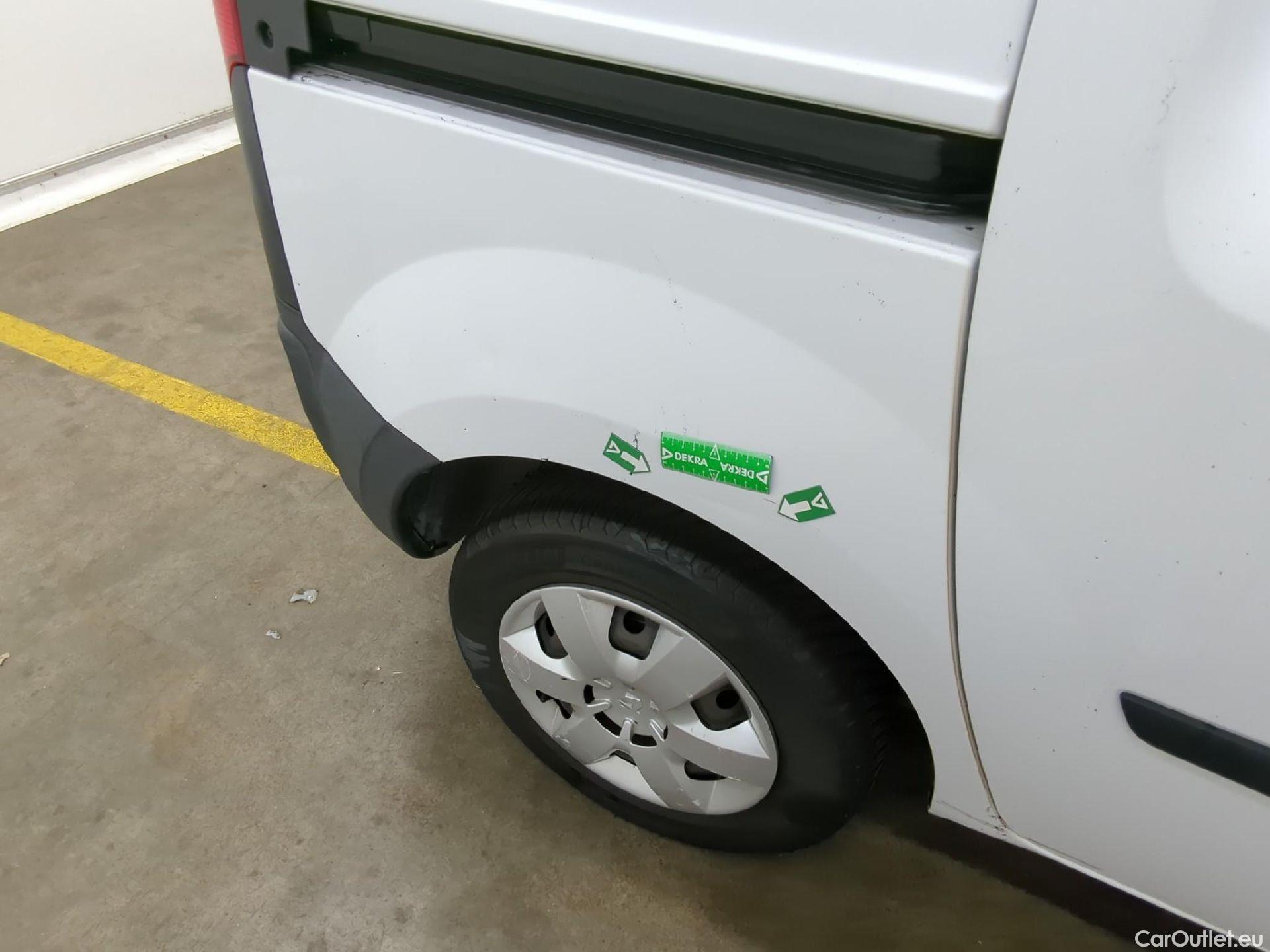  Renault  Kangoo  Express Grand Confort (L1) 1.5 dCi 90CV BVM5 E6 #32