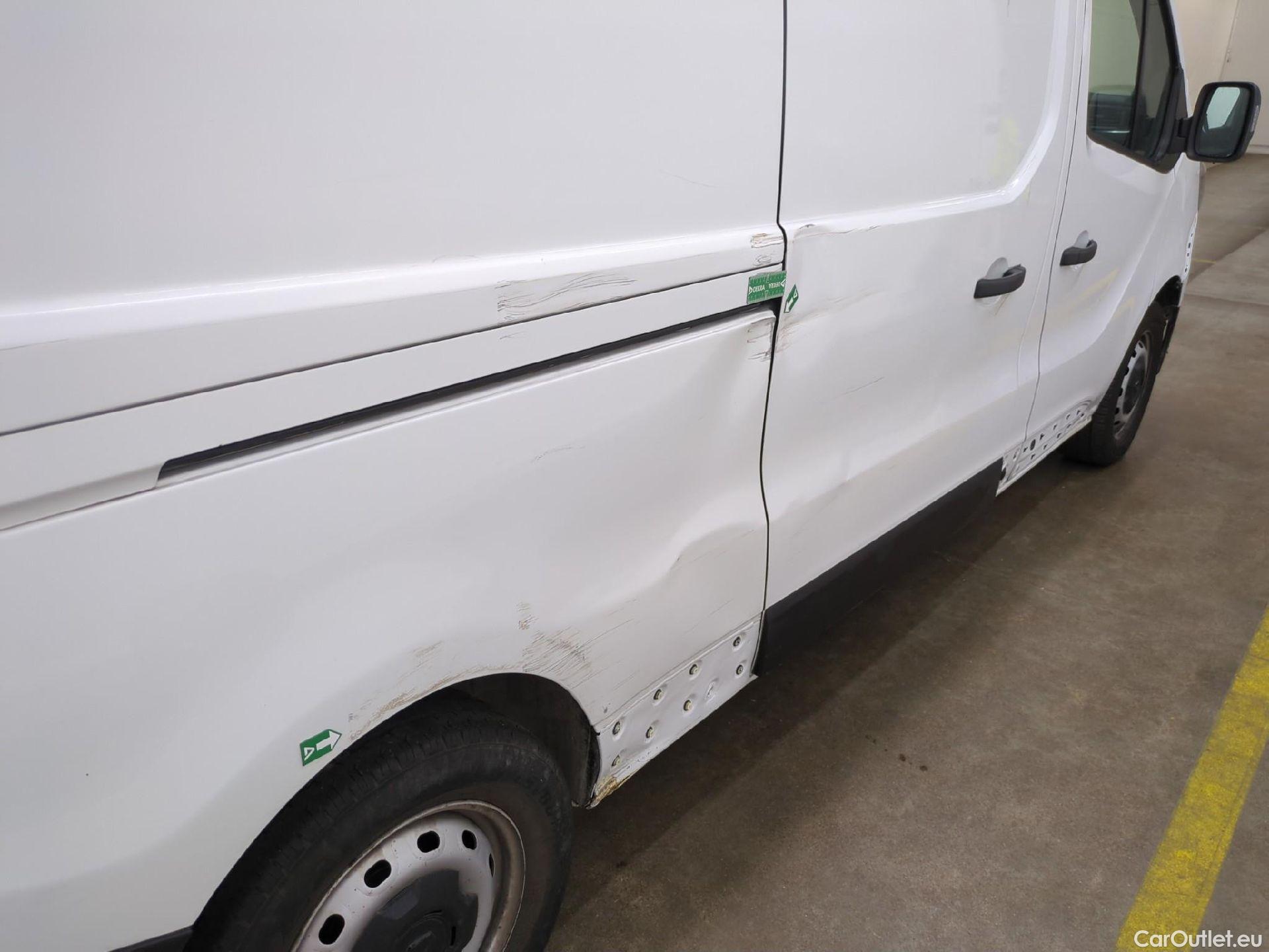  Renault  Trafic RENAULT  / 2021 / 4P / Fourgon tôlé FG GCF L2H1 3T Blue dCi 130 #30