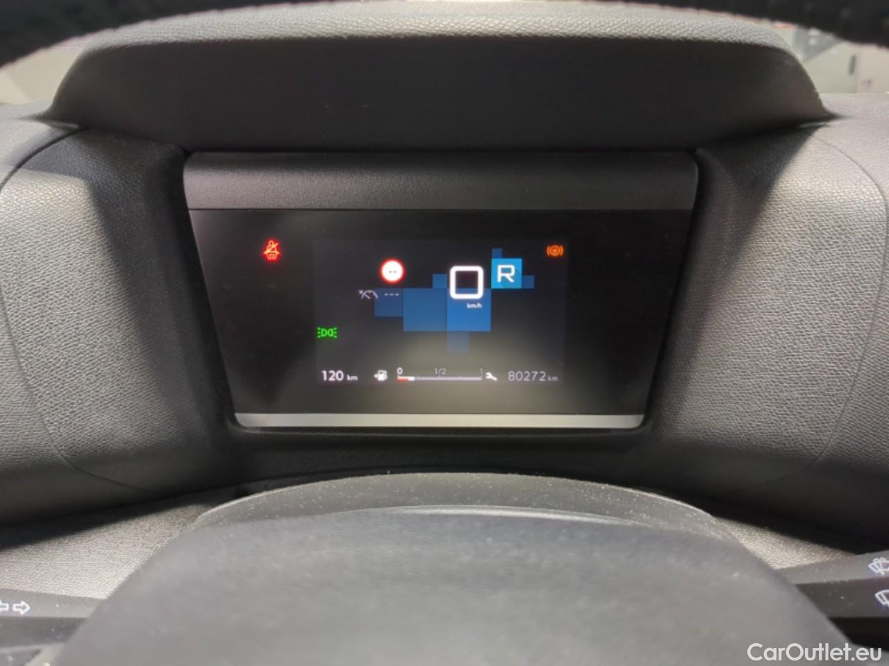  Citroen  C4  Berline Feel 1.2 PureTech 130CV BVA8 6E #1