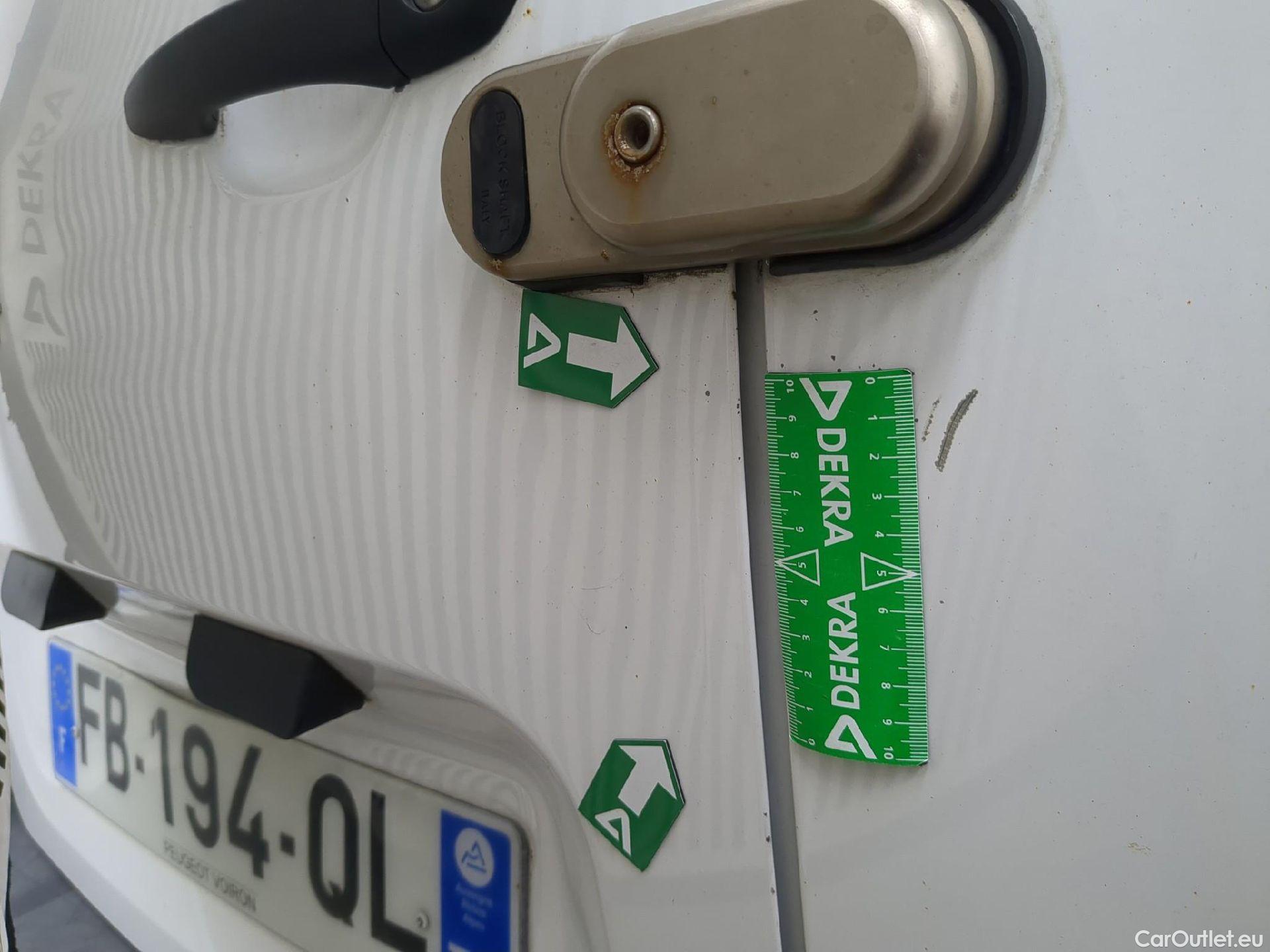  Peugeot  Partner  L1 Premium Pack 1.6 HDi 100CV BVM5 E6 #26