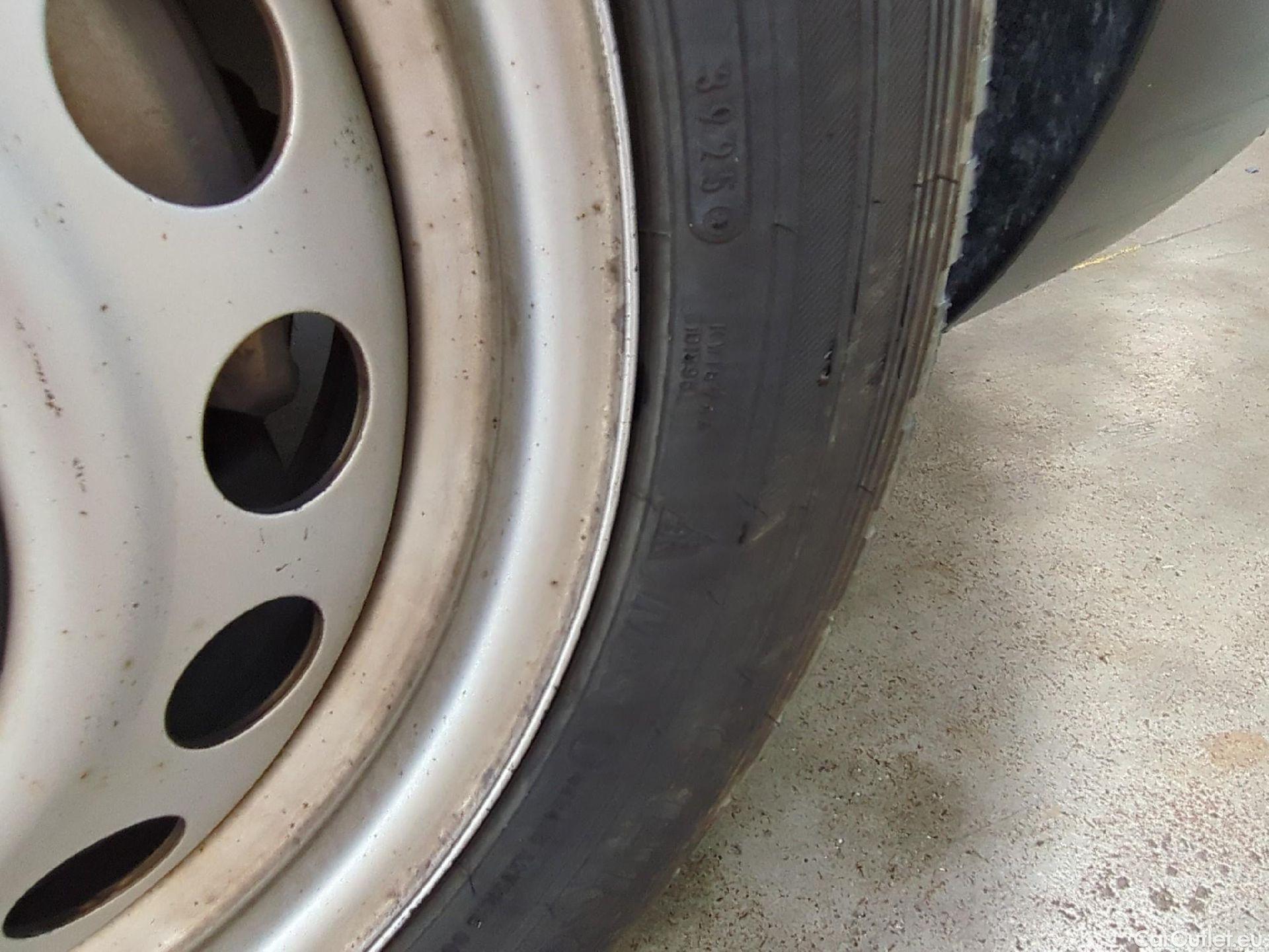  Peugeot  Expert  Fourgon Grip L2 2.0 HDi 120CV BVM6 E6dT #8
