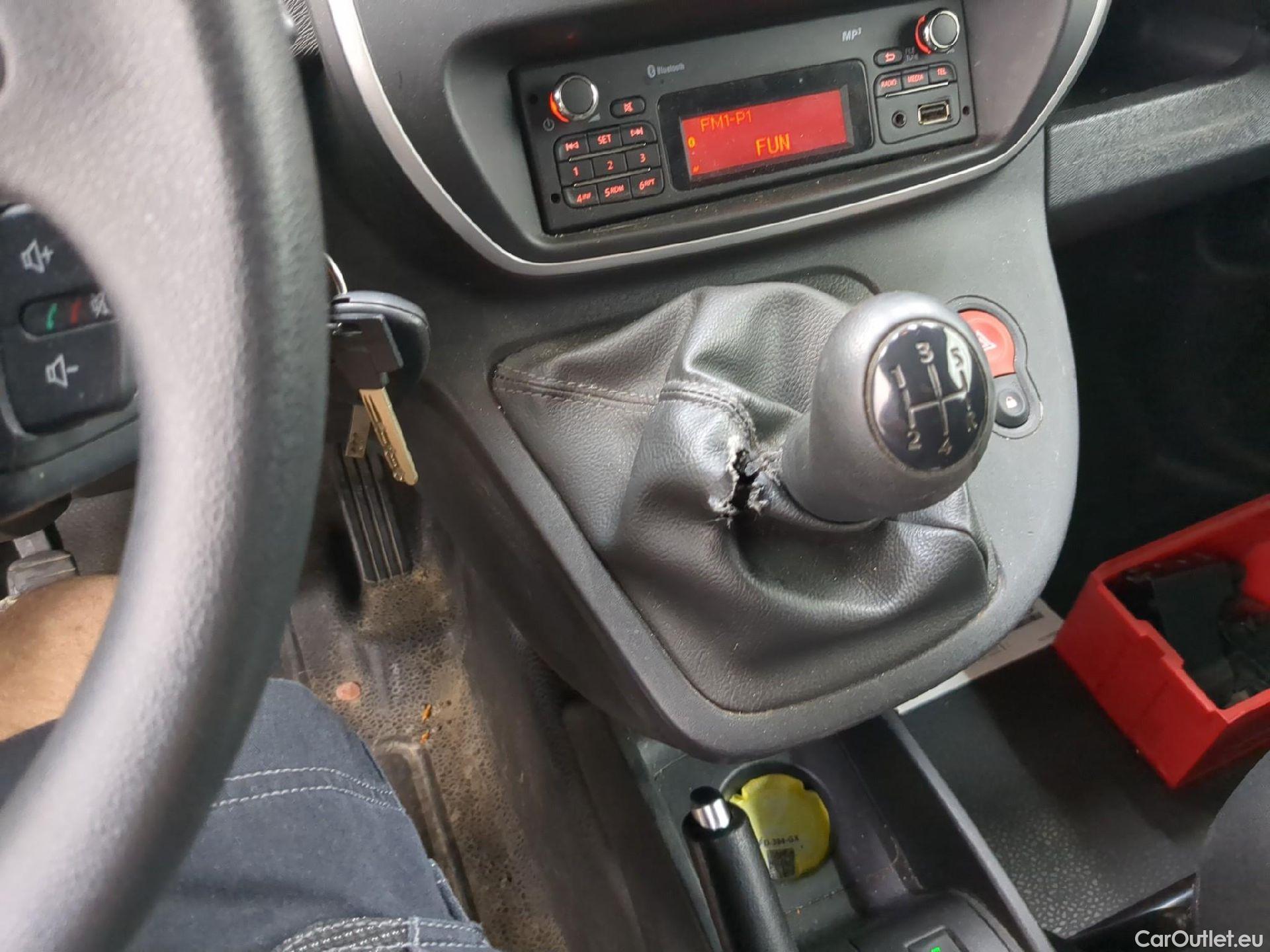  Renault  Kangoo  Express Grand Confort (L1) 1.5 dCi 90CV BVM5 E6 #11