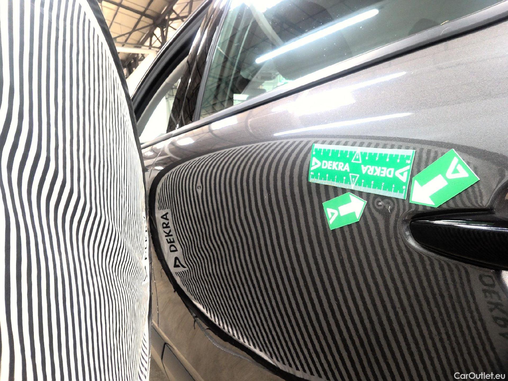  Citroen  C4  Berline Feel 1.2 PureTech 130CV BVA8 6E #8