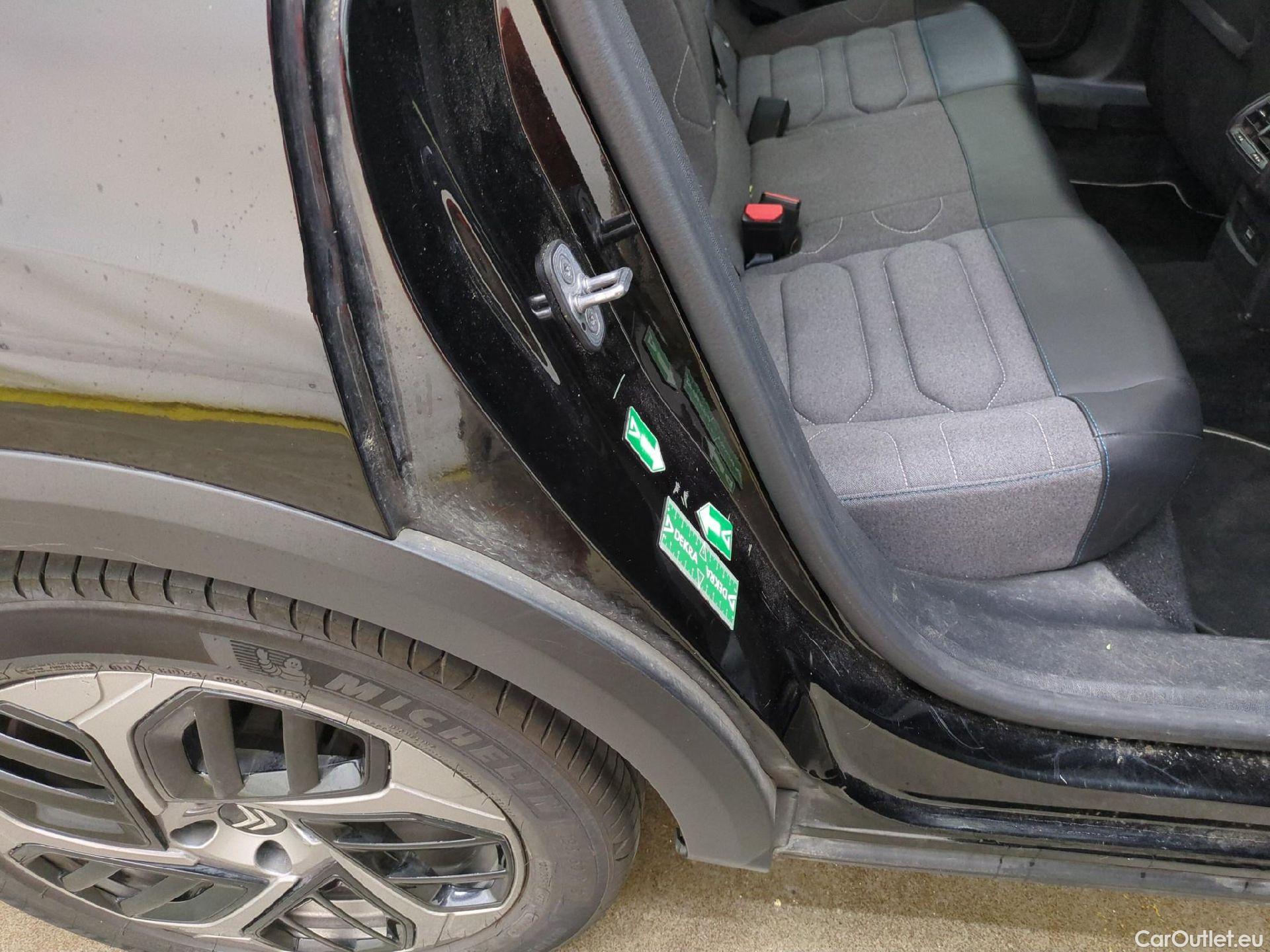  Citroen  C4 CITROEN  X / 2022 / 4P / Berline PureTech 130 S&S EAT8 Feel Pack #27